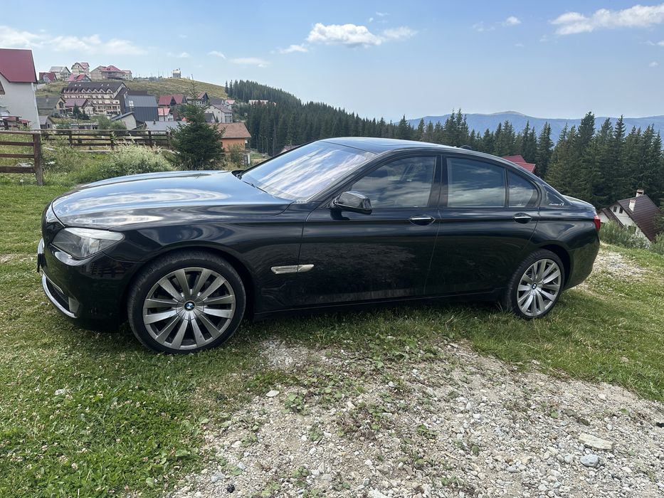 Vand/Schimb BMW 750i ActiveHybrid 7 stare 10/10 NEGOCIABIL