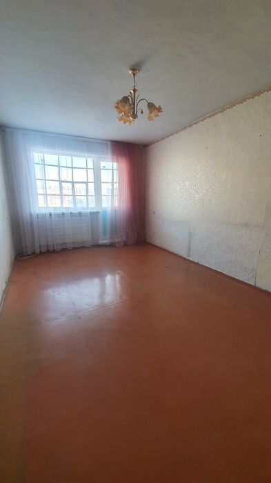 Продам  2 комнатную Район Беста от собственника