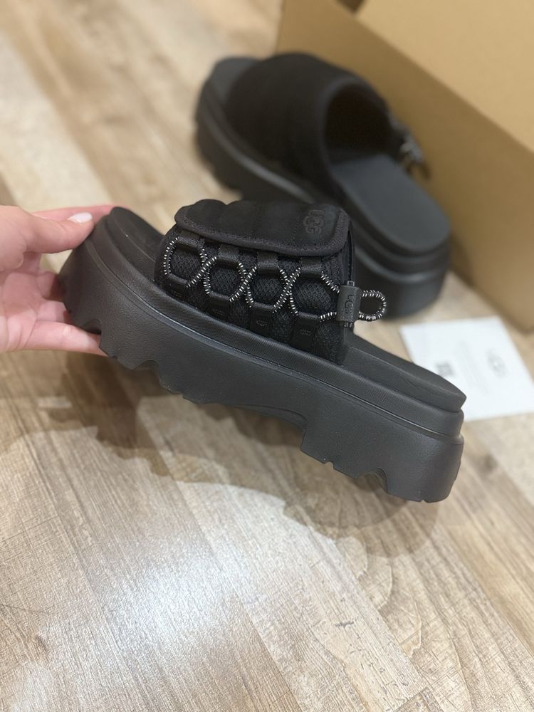 Сандали (чехли) UGG