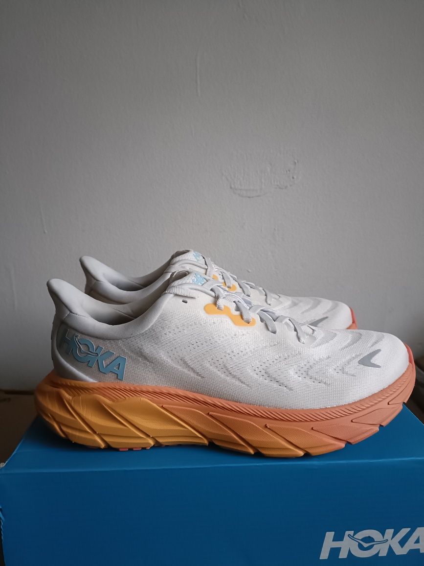 Маратонки Hoka Arahi 6 номер 39 1/3 код 16A