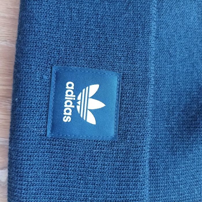 Adidas шапка нова