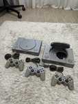 Playstation ps1 + 2 controller