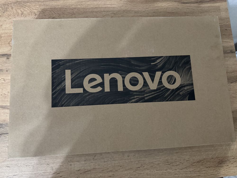 Продам ноутбук Lenovo V15 G2 IJL U1, совсем новый!