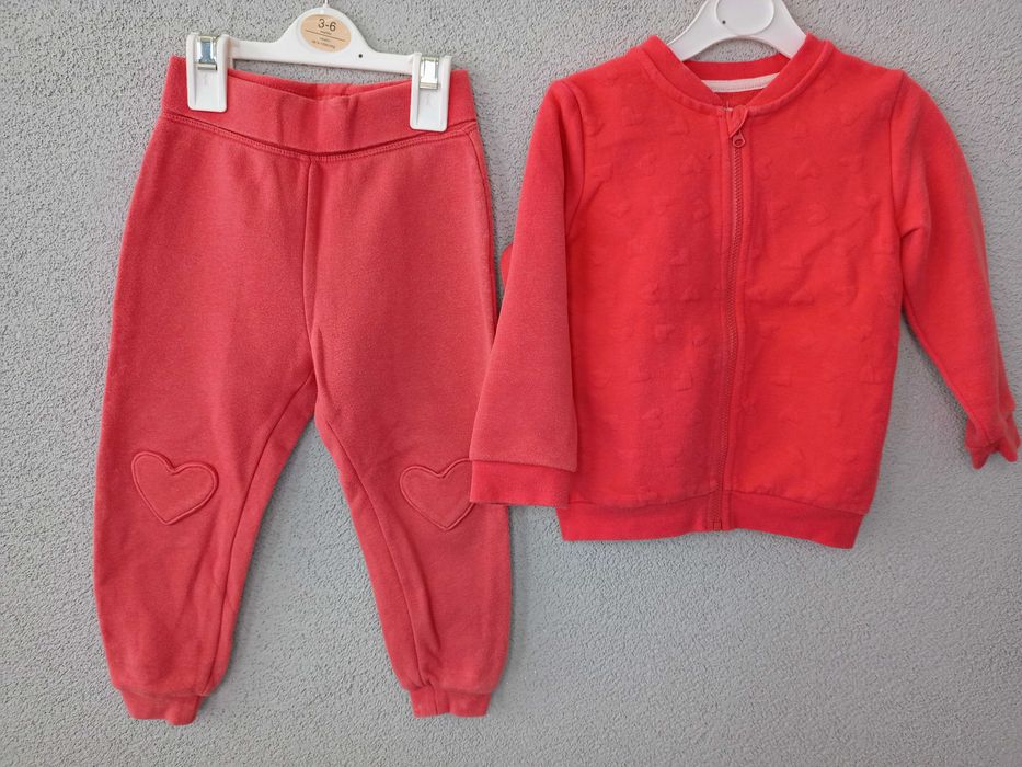 Дрешки за момиче размер 18-24м.