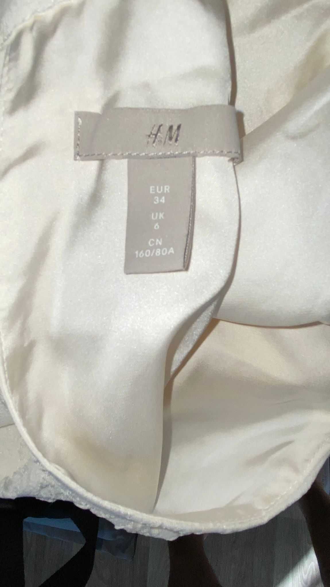 Bluza H&M cu spatele gol, material texturat, marimea 34