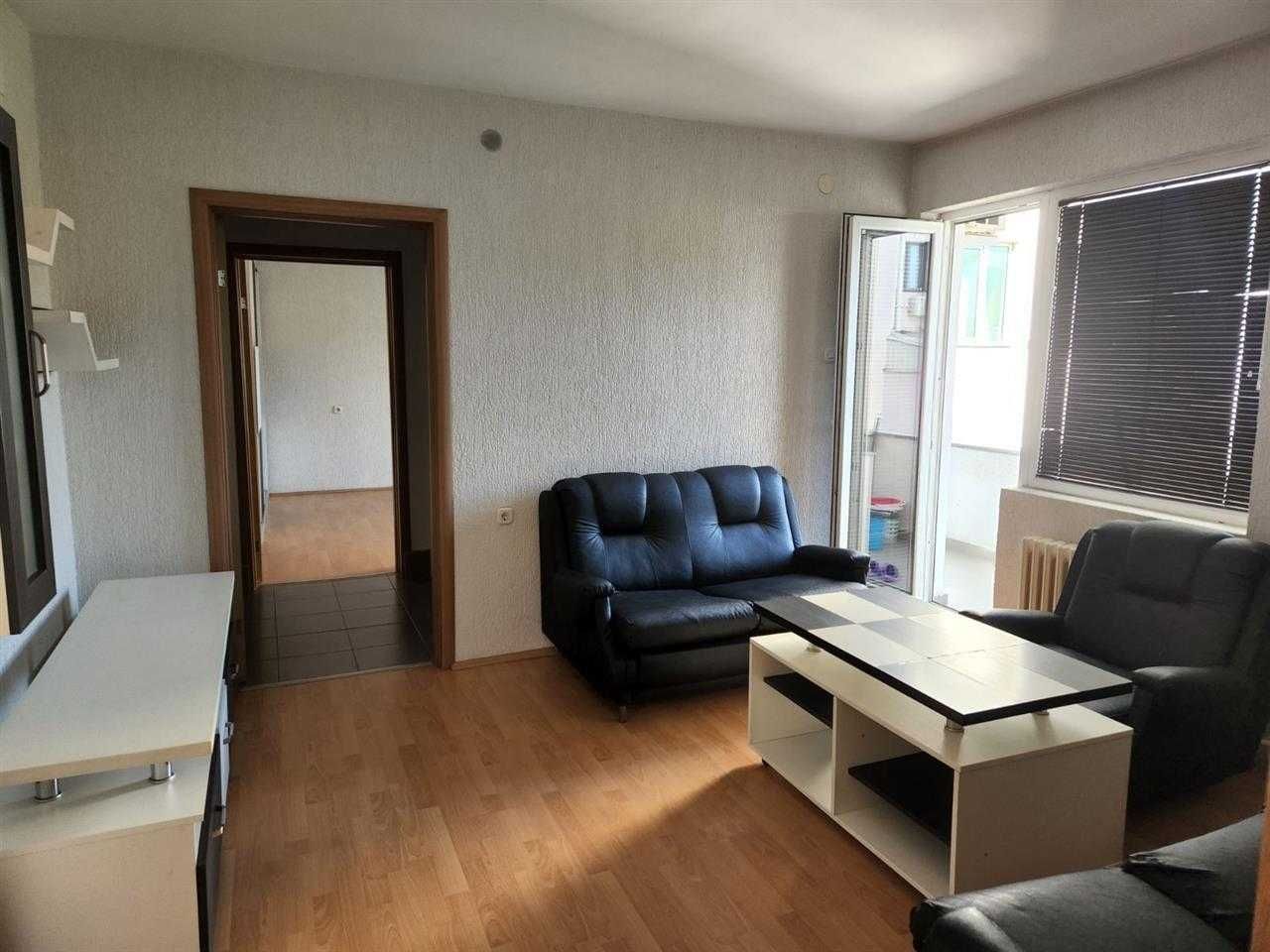 Двустаен имот в кв.Връбница 1