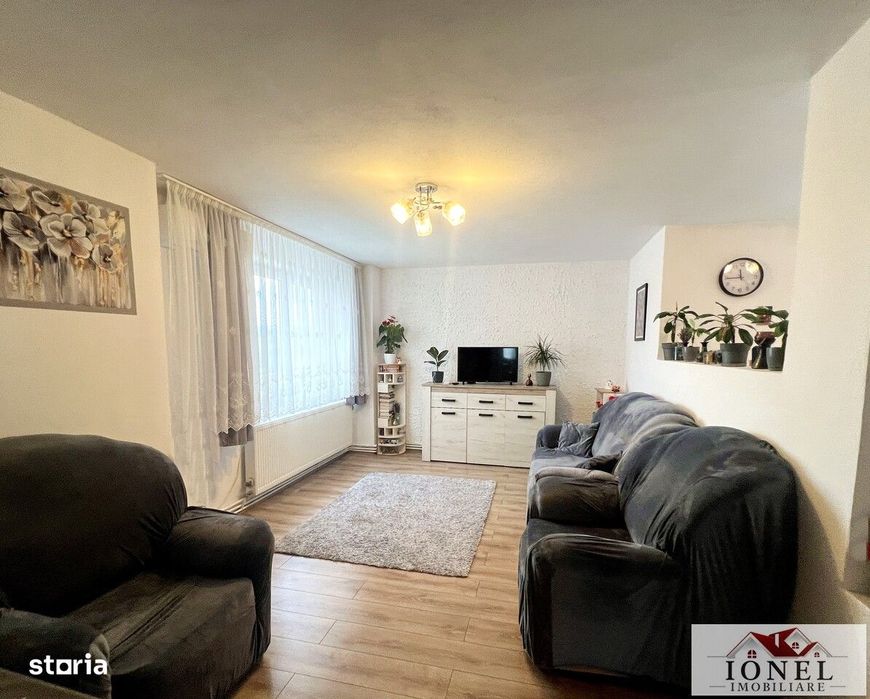 Apartament patru camere Teius