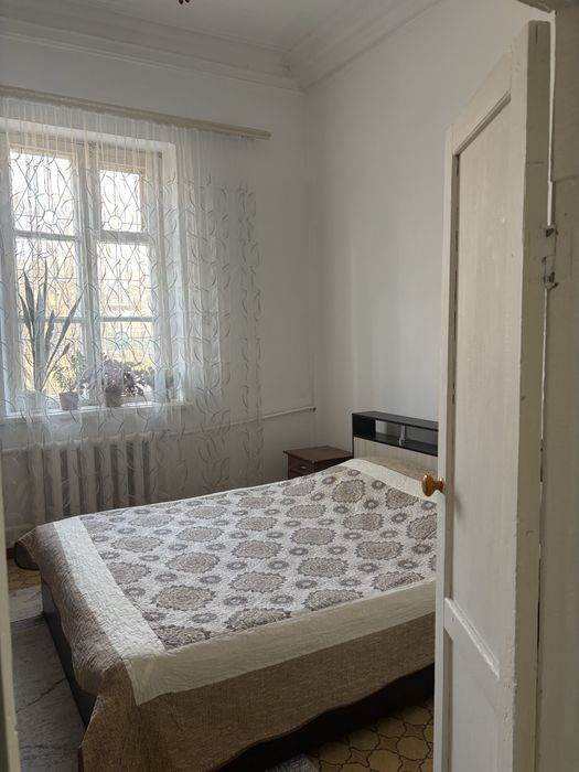 Продаётся квартиру в центре сахзавода