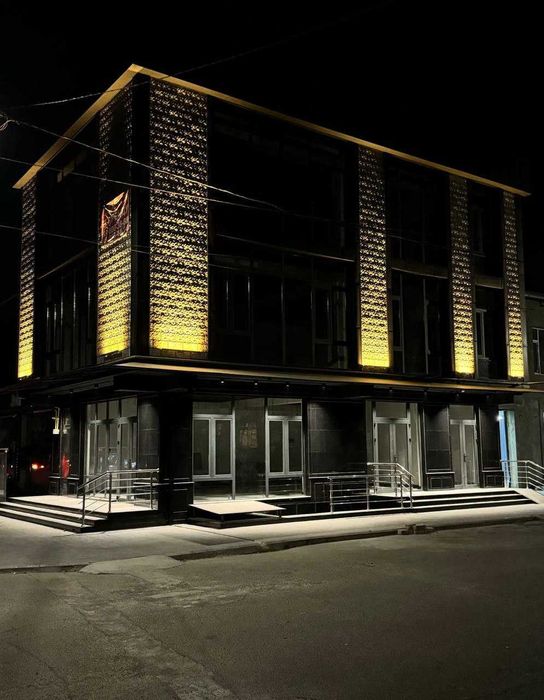 Сдаётся в аренду нежилое здание