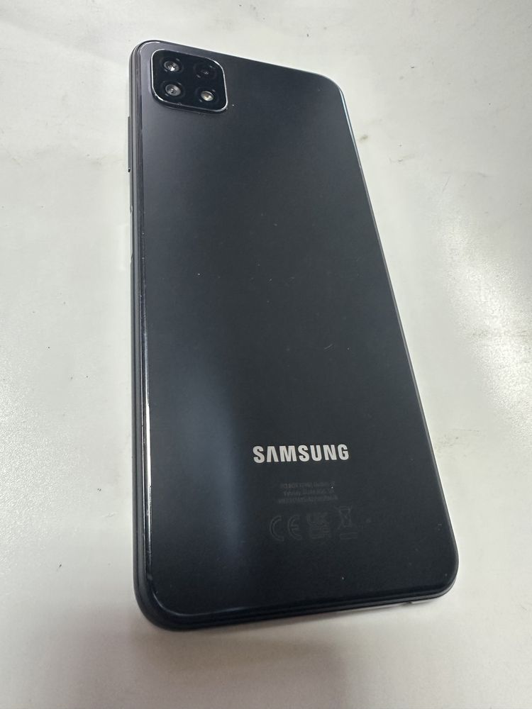Samsung Galaxy A22 5G - отличен