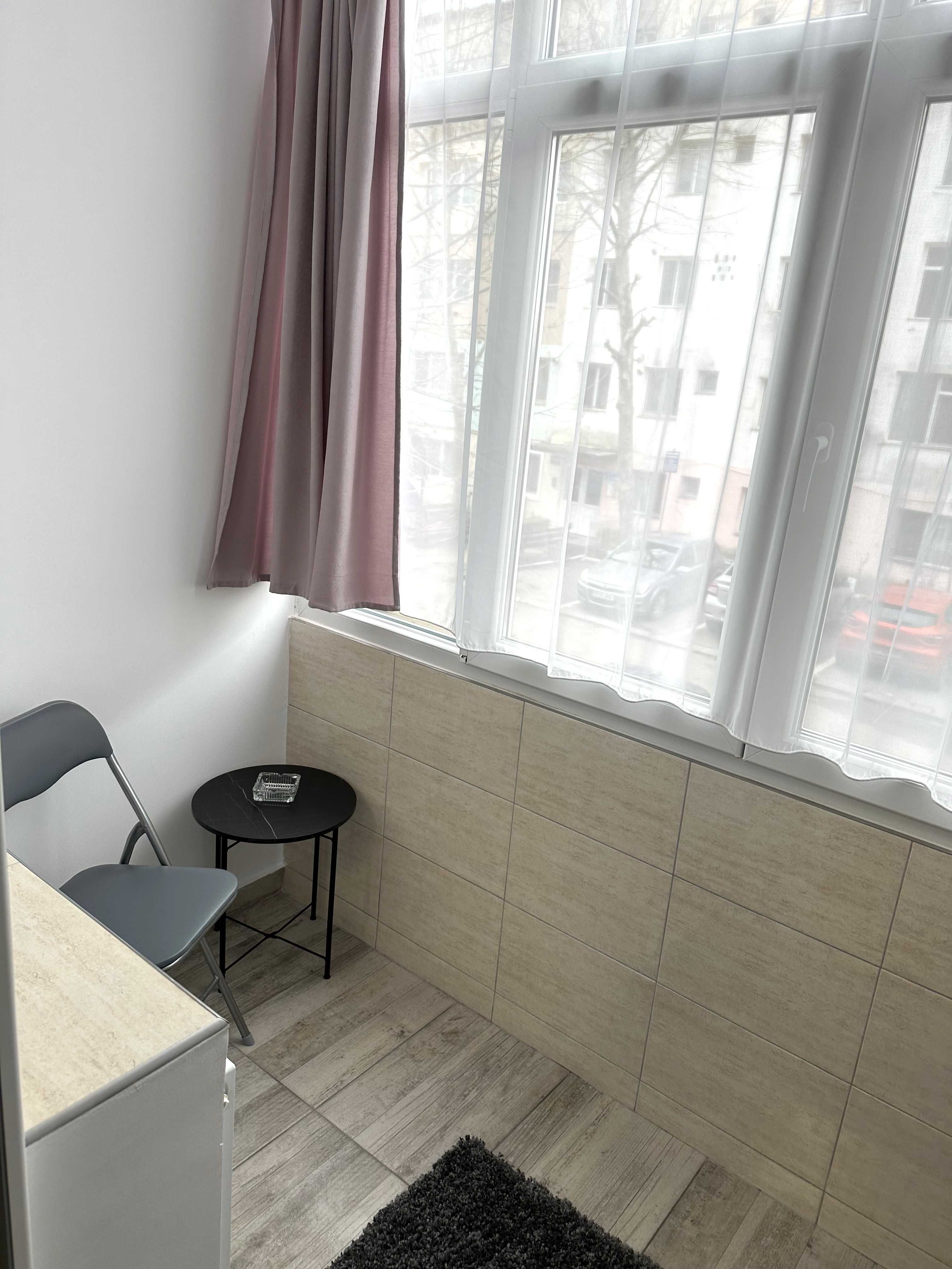 Regim hotelier, Apartament 2 camere, Etaj.1, Zona Spital (Peco)