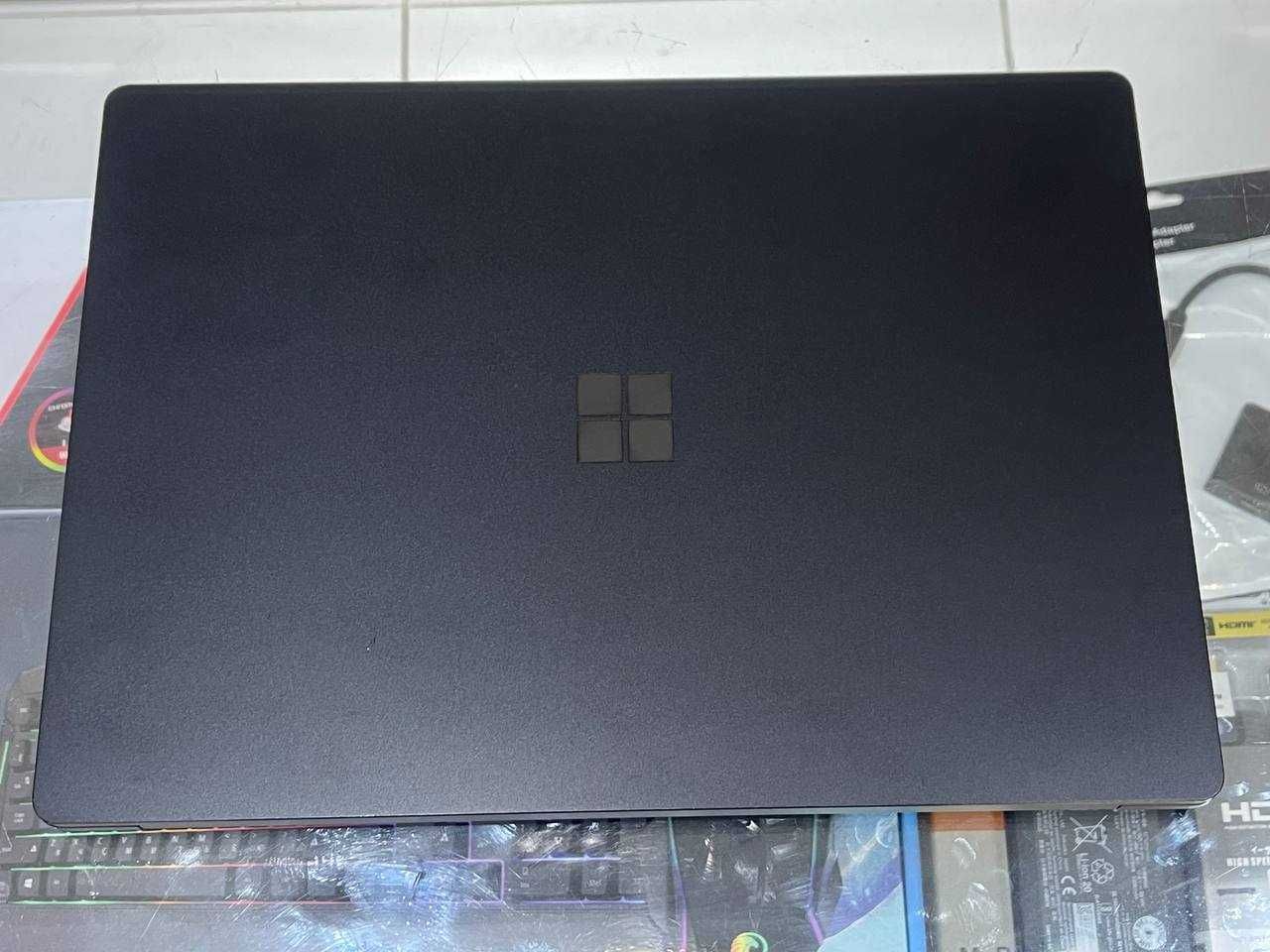 Microsost surface laptop 3 CORE i7-1065G7 ram 16 ssd 512 сенсорный