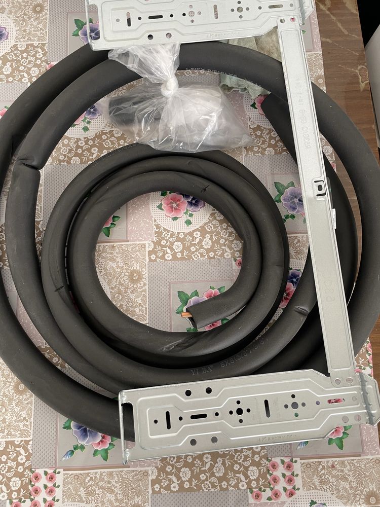 Срочно продаю кондиционер AUX 24 Inverter