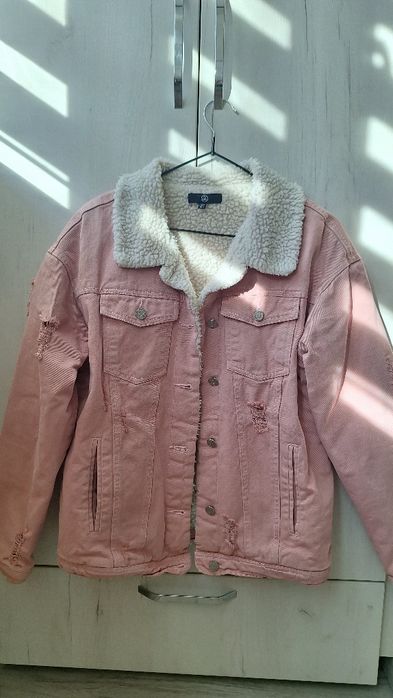 Яке от деним в розов цвят