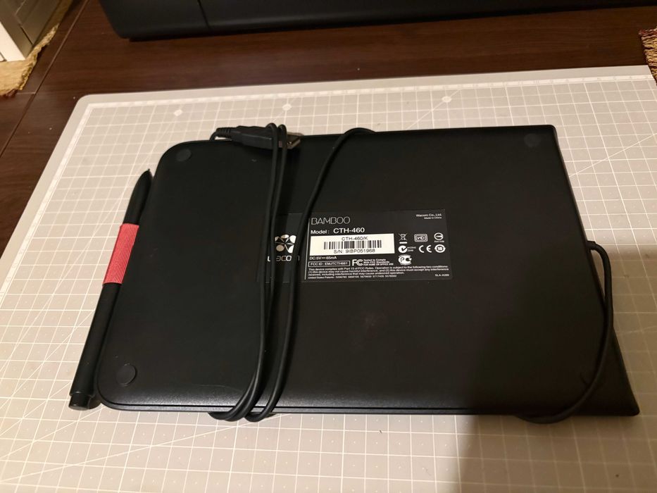 Графичен таблет WACOM CTH-460