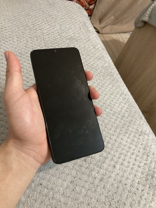 Redmi 13C продам новый