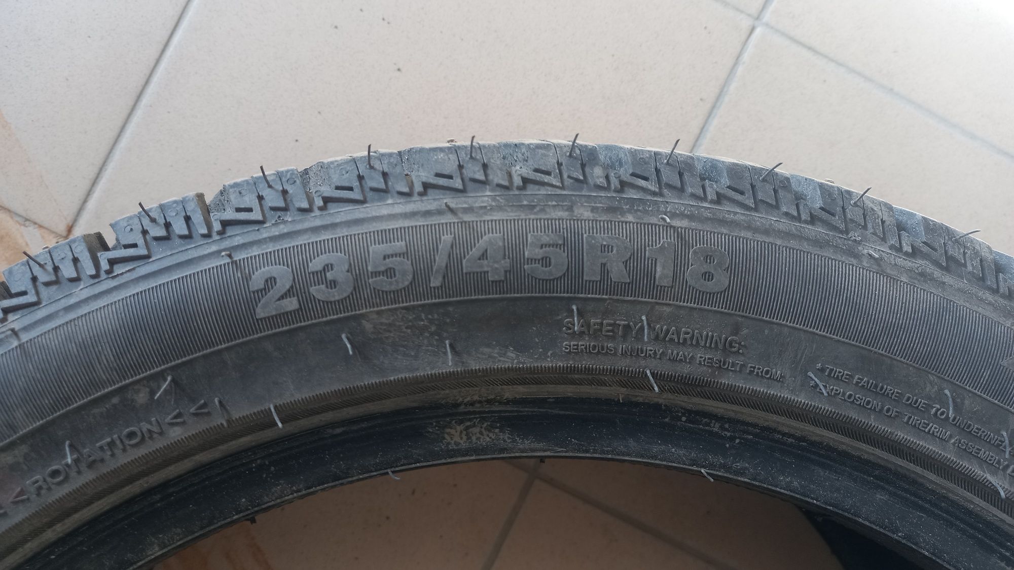 Авто шины 236/45 R18