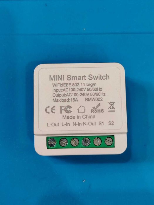 Wifi smart switch (превключвател)
