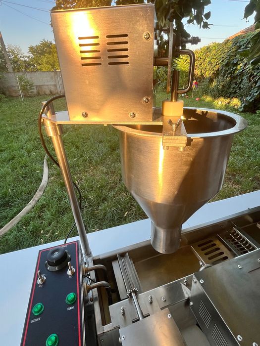 Masina de gogoși inelusi automată