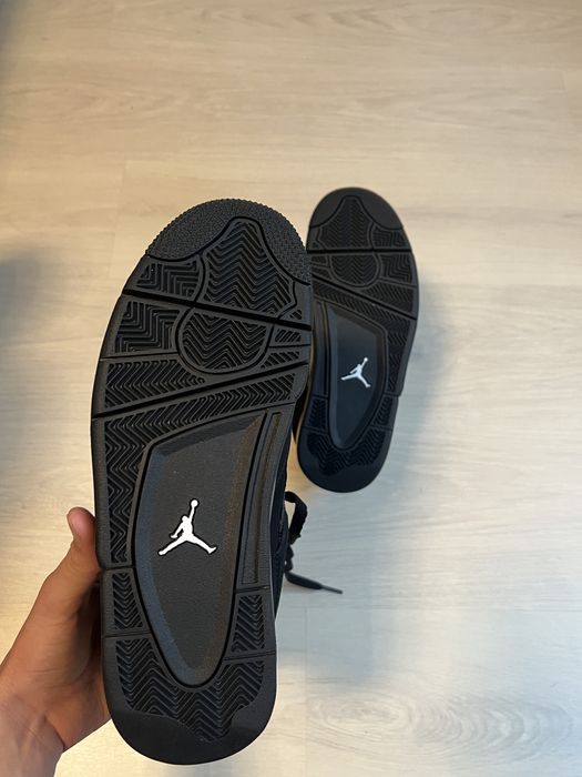 Jordan 4 Black Cat - 43