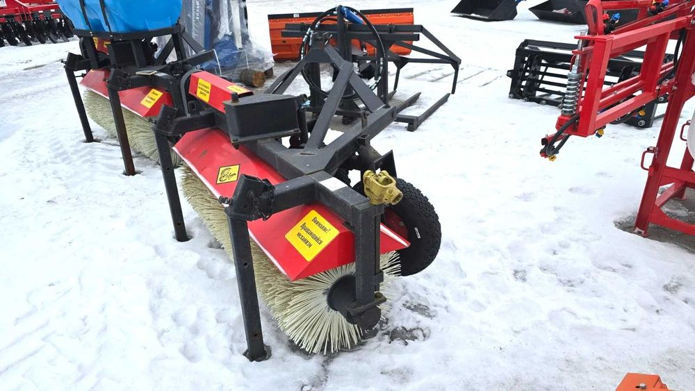 Щетка коммунальная навеска тротуароуборочная. Рассрочка. Доставка