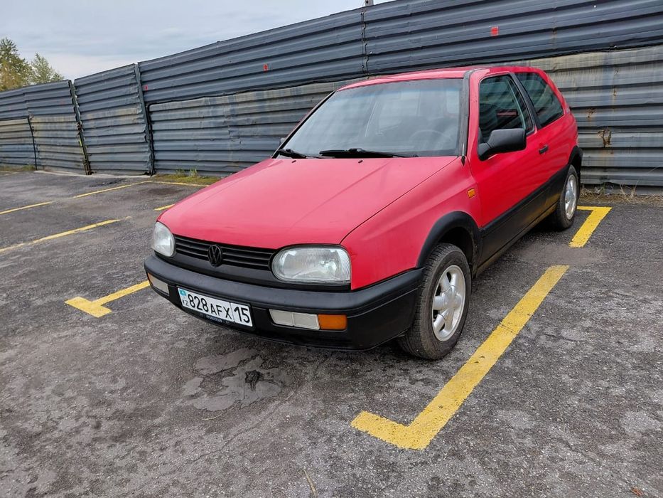 Продам гольф 3 1.6 ABU