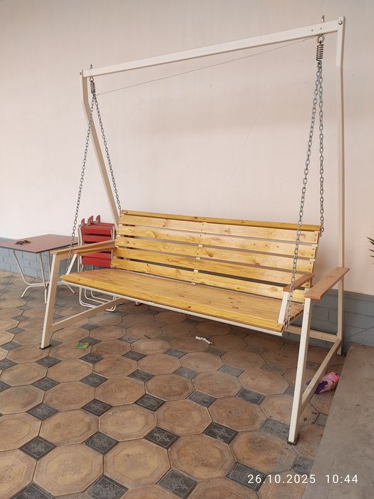 Качеля. Сотилади