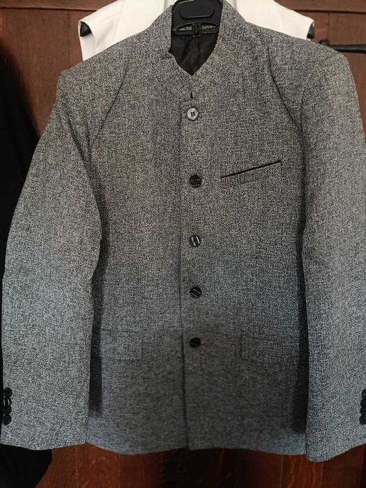 Sacou elegant de bărbați, cu guler rusesc măr. XL