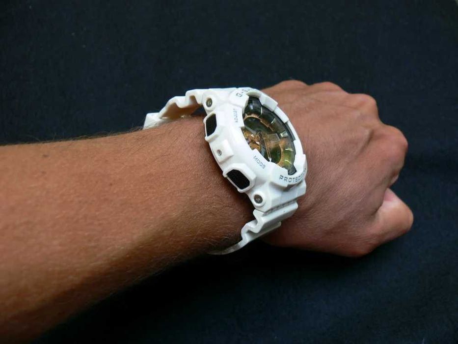 Ceas Sport CASIO G-SHOCK GA-110 WHITE&GOLD-ALB Lucios Nou !! 2025 !!
