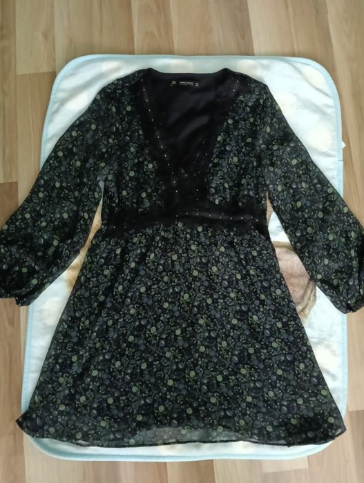 Vând bluza tip rochiță Zara