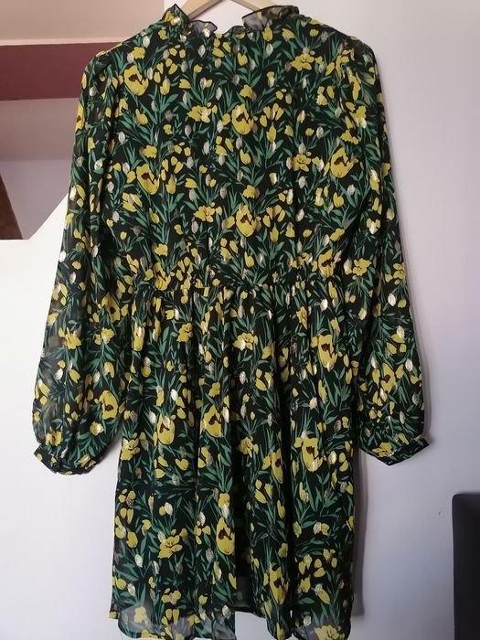 Страхотна рокля/