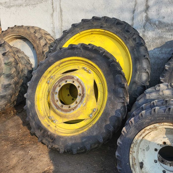 Roti tractor înguste și technologice