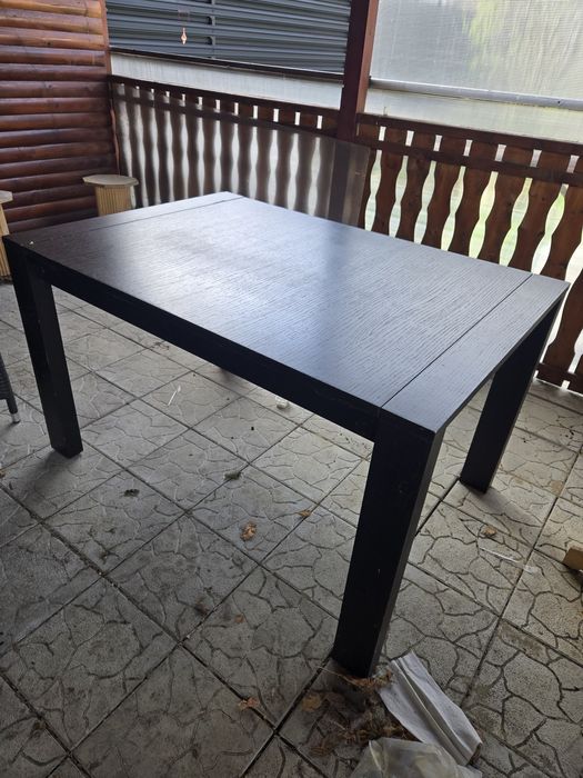 Mobilier de vânzare