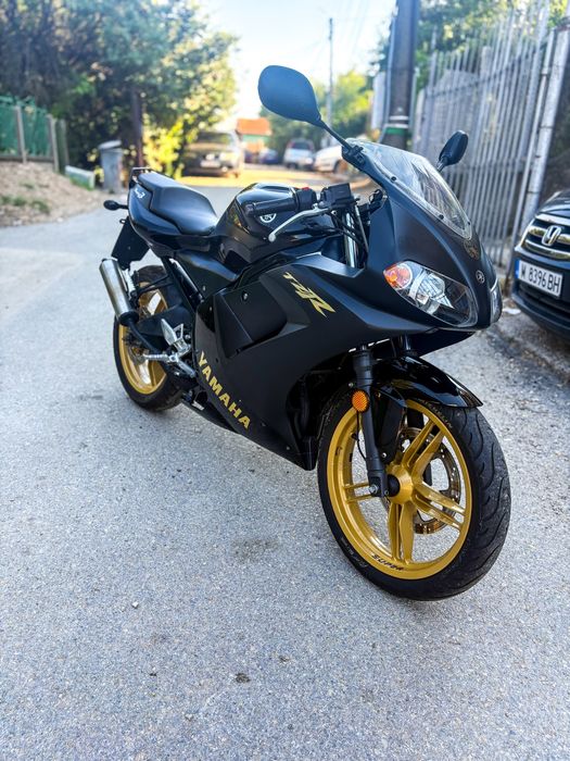 Продавам Yamaha tzr50