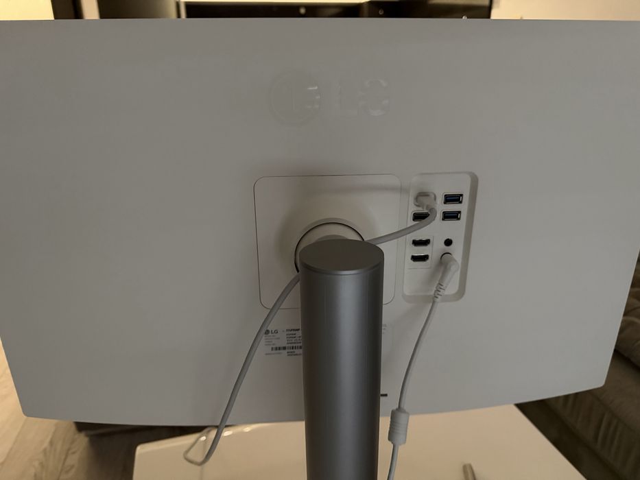 LG 27UP85NP-W, 27", IPS 4K, 60HZ, USB-C (90W), 5ms, HDR10