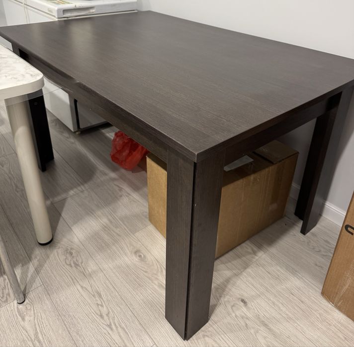 Кухонный стол в отличном состоянии