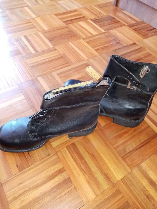 Мъжки кожени кубинки