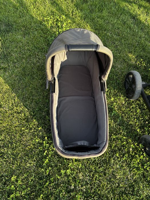 Carucior Joie Chrome 3 in 1