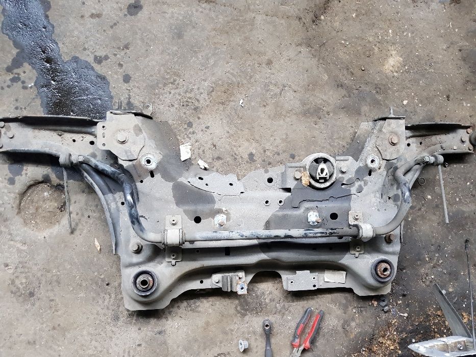 Cadru motor punte fata Renault Laguna 3 2.0DCI si 1.5 DCI