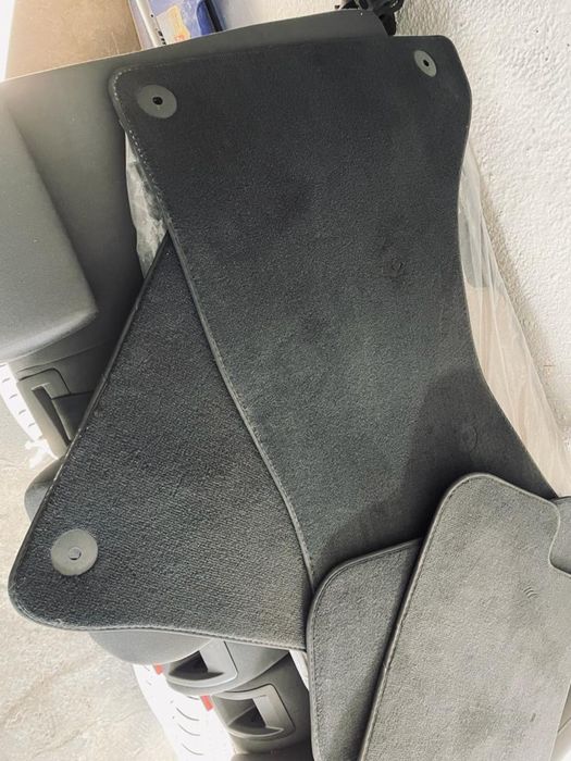 Covorase audi a4 si Renault