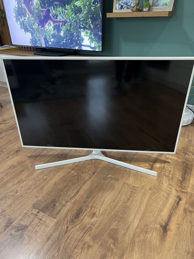 Смарт Телевизор Samsung 50'' 4K - модел UE50RU7412