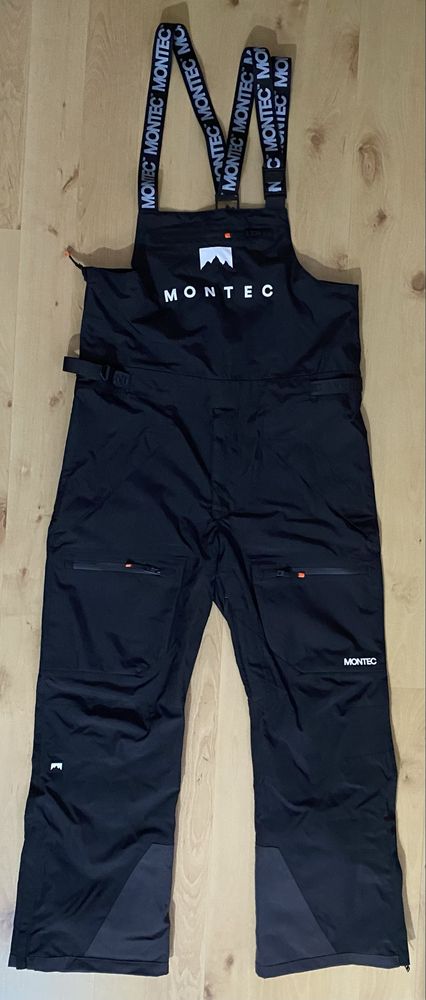 Montech Fawk  costum schi