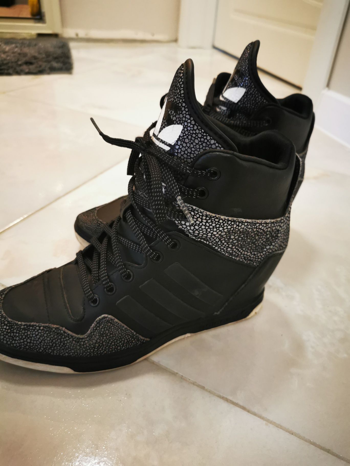 Adidas кецове 38 номер *НАМАЛЕНИ*