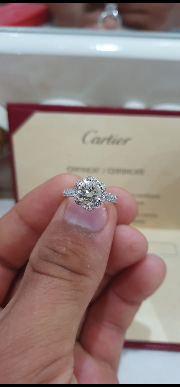 Бриллиант кольцо 1.97 ct 750 проба