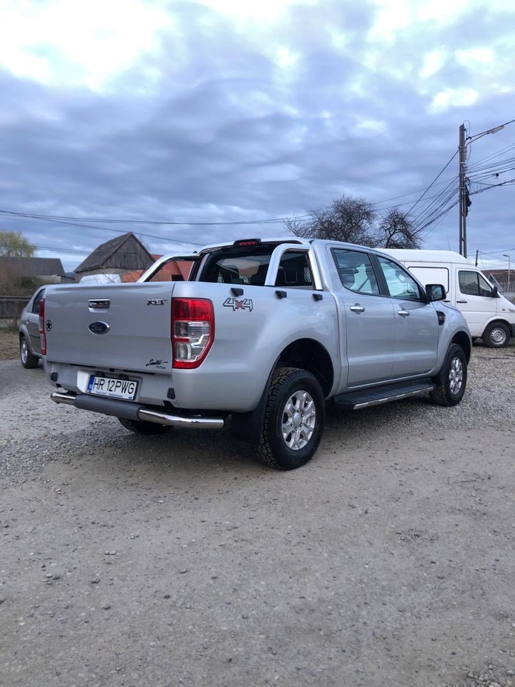 Ford Ranger 2.2 proprietar , istoric service reprezentanta .