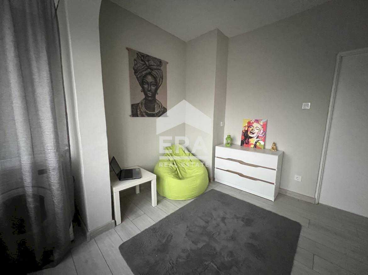 Продава се Двустаен апартамент в София, Надежда 4 - 65 кв.м за 2093 €/кв.м - Снимка #15