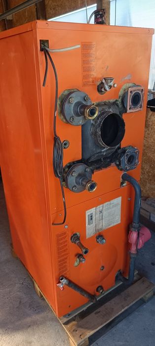 Vând centrala Viessmann pe ulei ars sau lemne