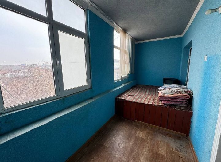 Yunusobod Tumani Shaxriston Metro 1 xona 2x6 balkon