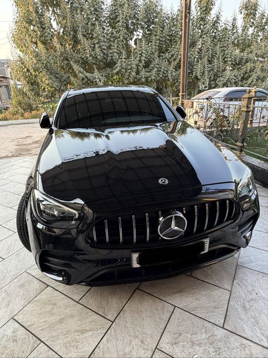 Mercedes benz W213 E200