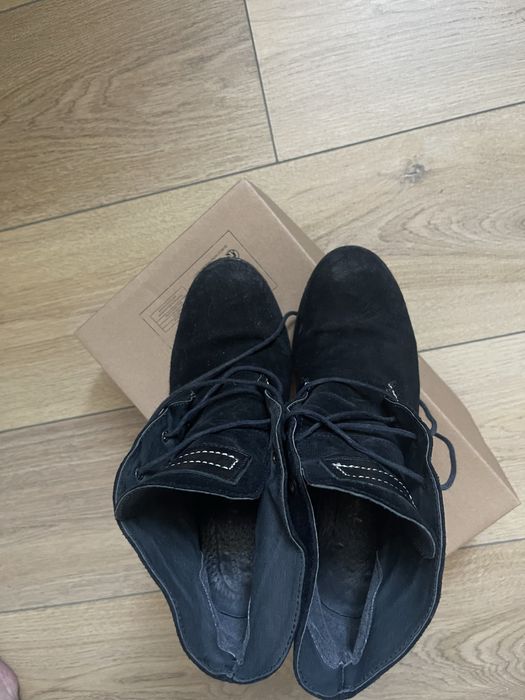 Botine piele intoarsa